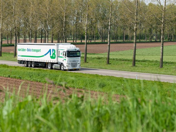 Header-Uden-Bekx-01 Header-Uden-Bekx-01